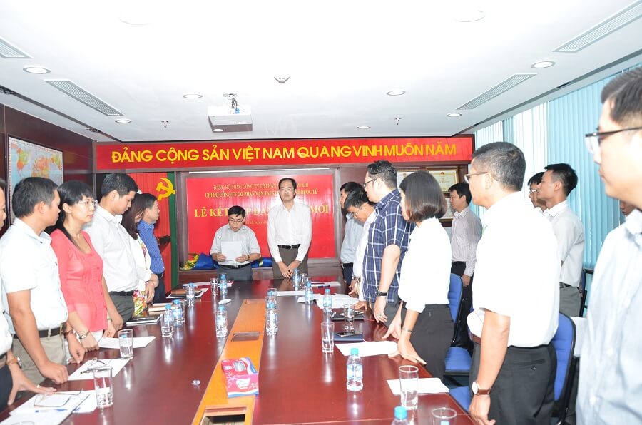 Lễ kết nạp Đảng viên mới và chuyển Đảng chính thức